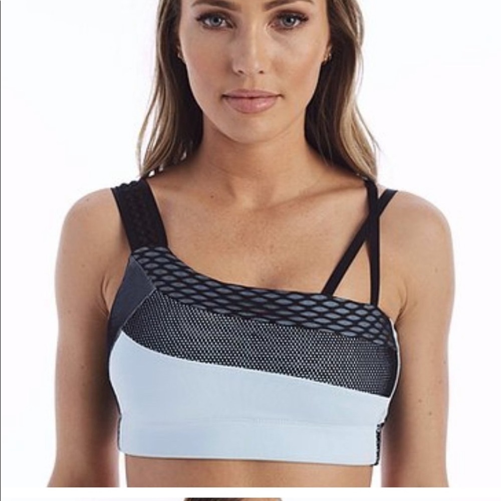 New! Lukka lux medium chamber mid impact sports bra in niche.